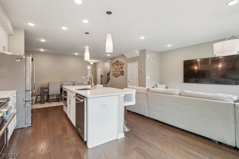 Kensington Square - Residential