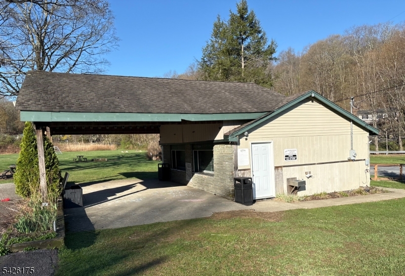 Lake Tamarack - Residential