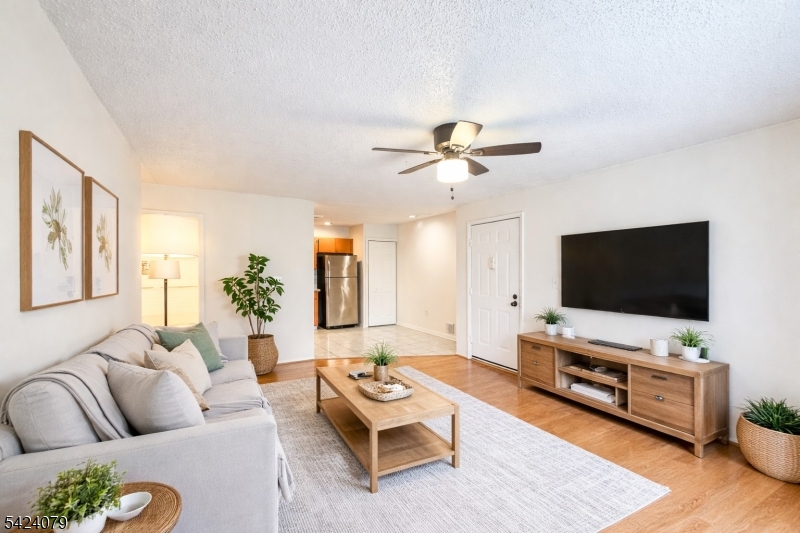 Society Hill II - Residential Lease