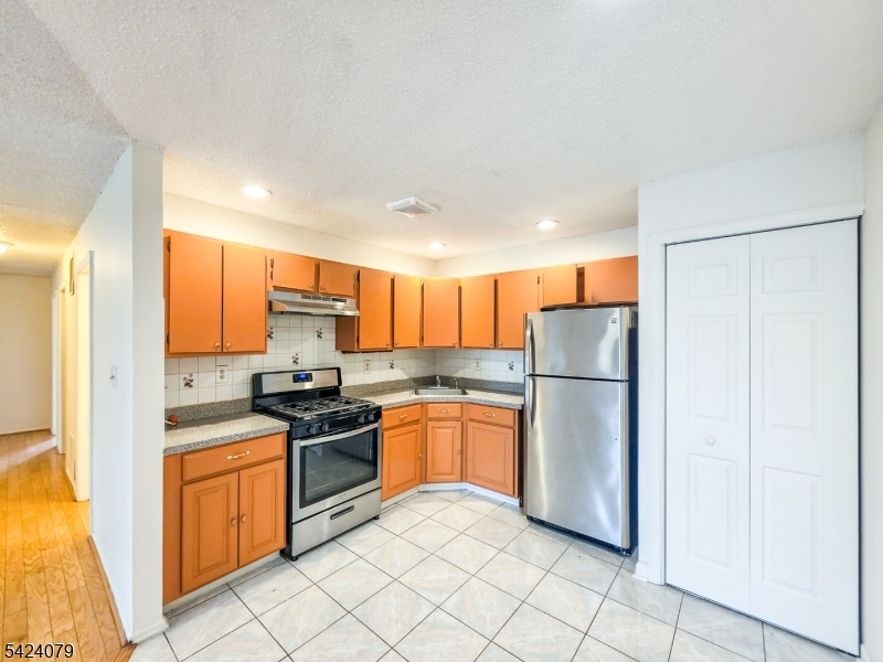 Society Hill II - Residential Lease