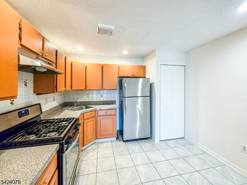 Society Hill II - Residential Lease