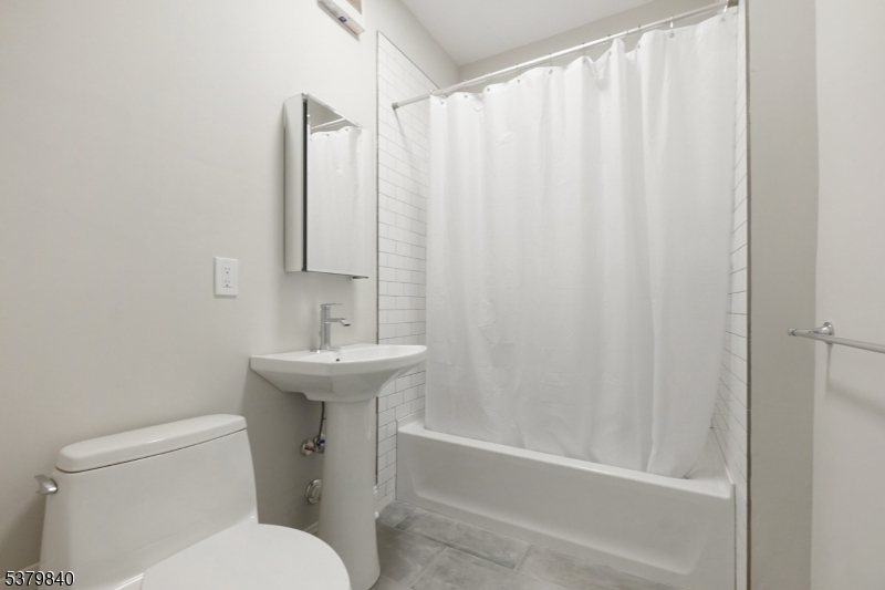 Maplewood Village - Residential Lease