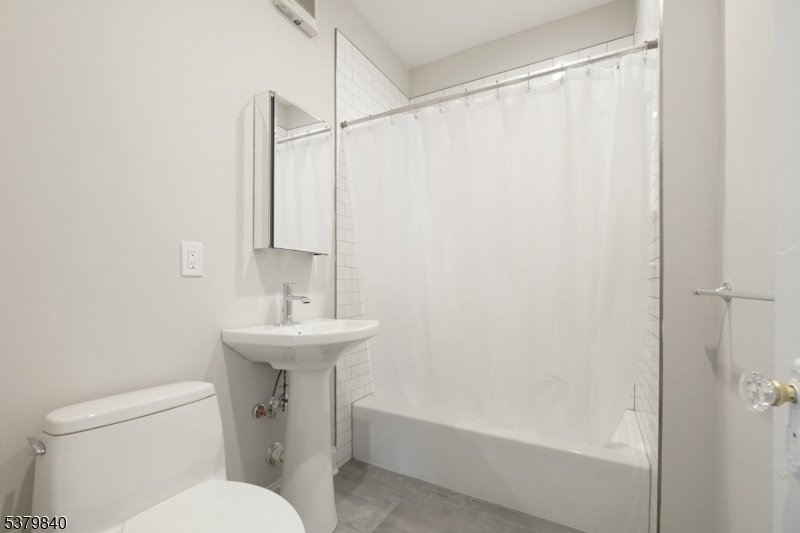 Maplewood Village - Residential Lease