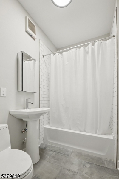 Maplewood Village - Residential Lease