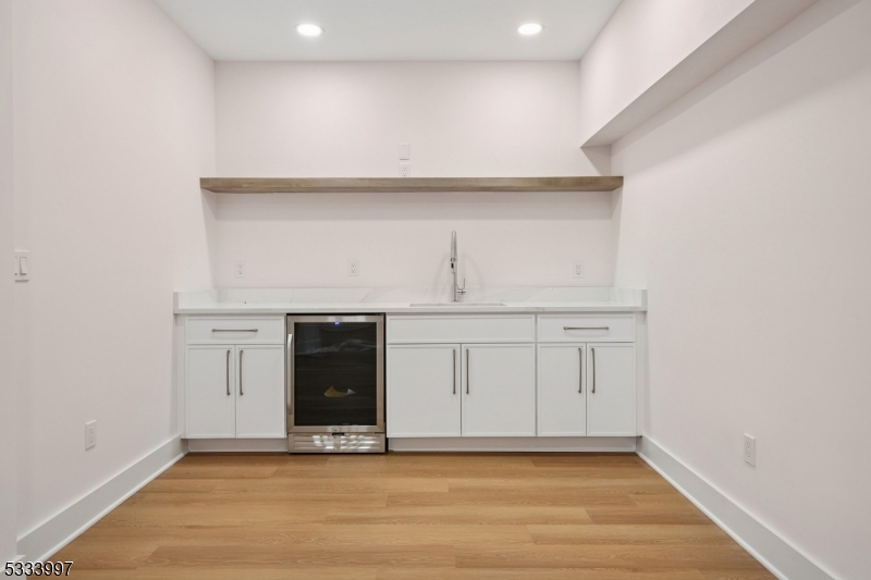 Riker Hill - Residential