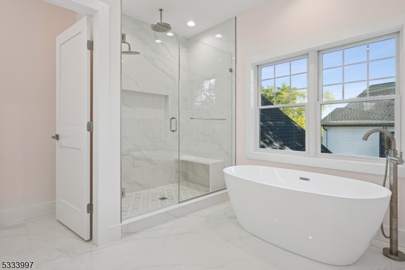 Riker Hill - Residential