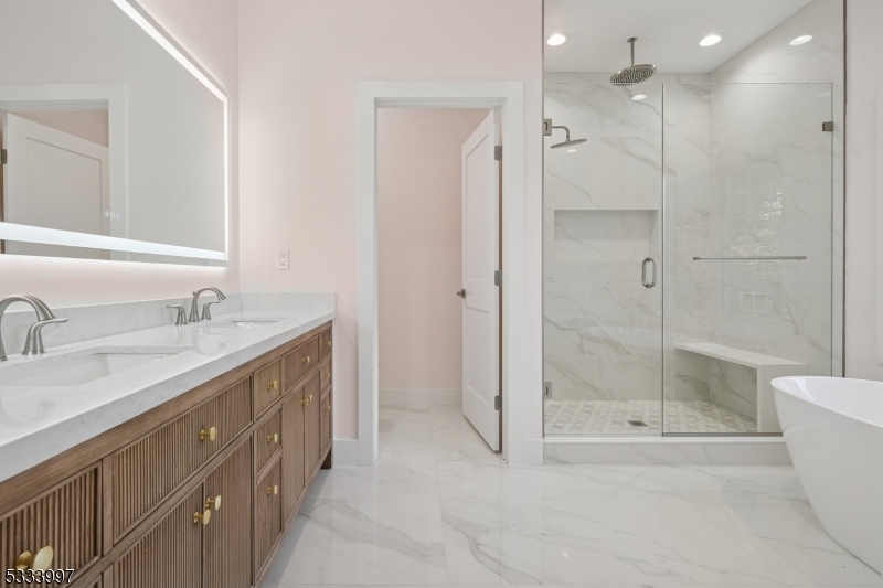 Riker Hill - Residential