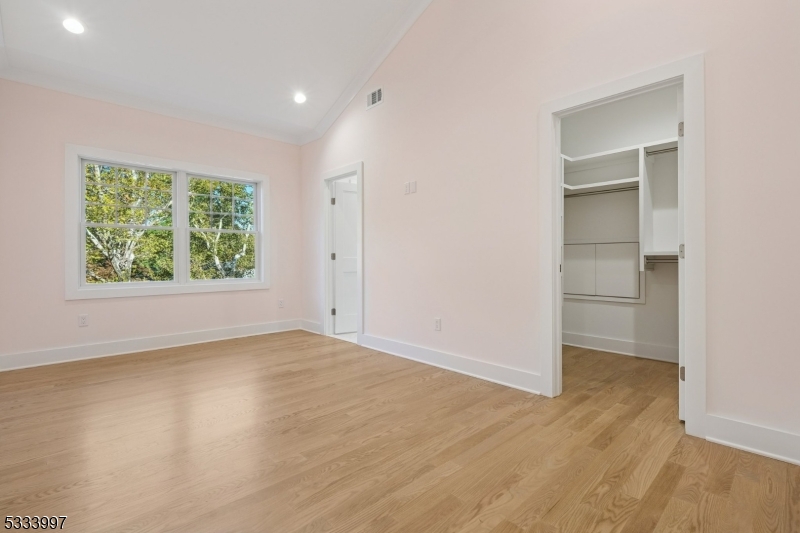 Riker Hill - Residential