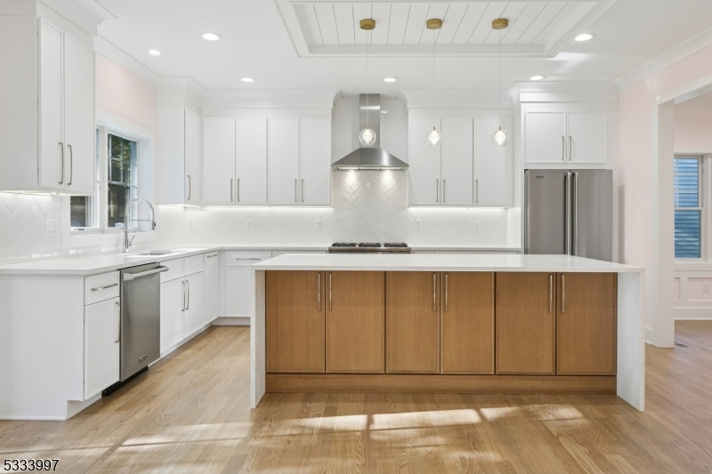 Riker Hill - Residential