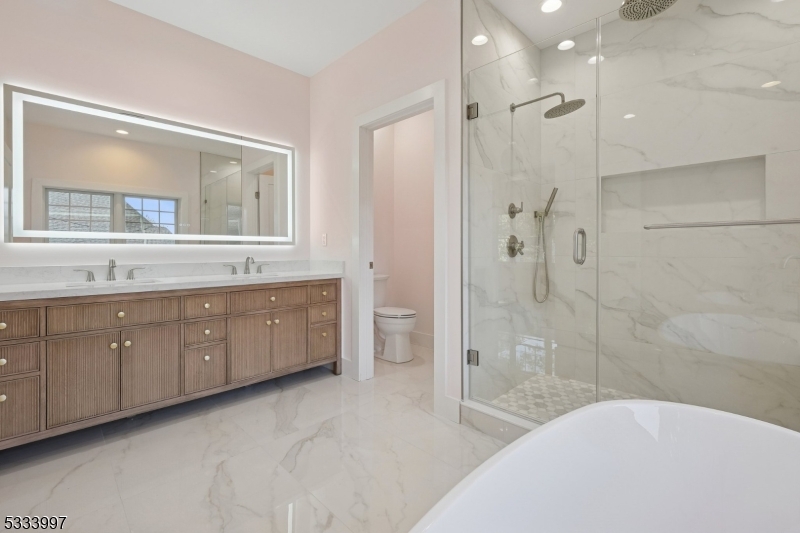 Riker Hill - Residential