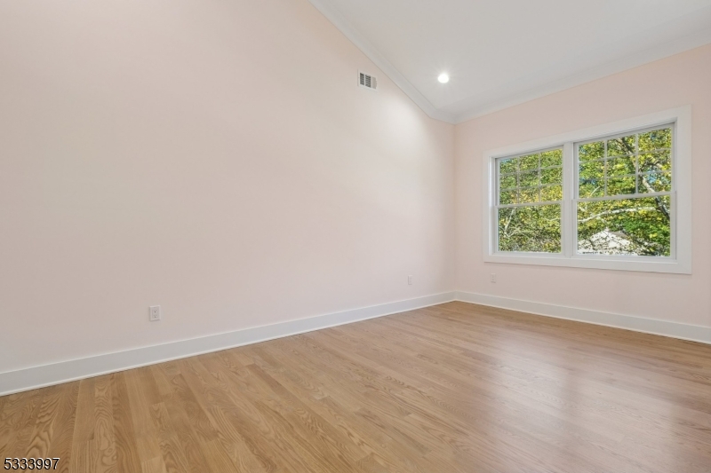 Riker Hill - Residential