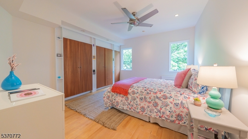 Montrose - Residential