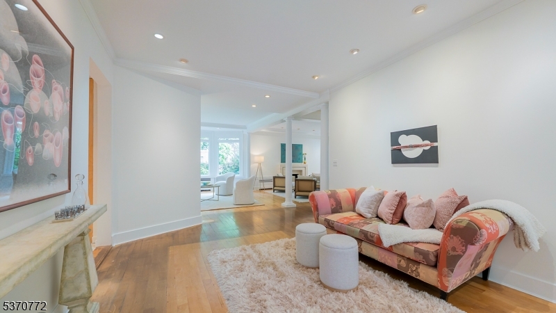 Montrose - Residential