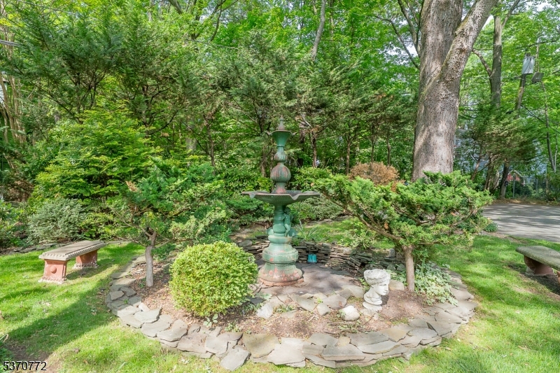 Montrose - Residential