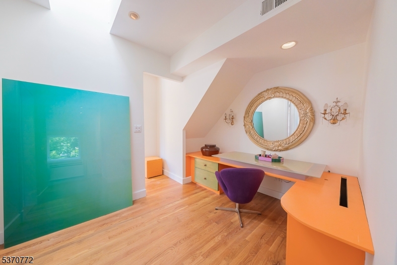 Montrose - Residential