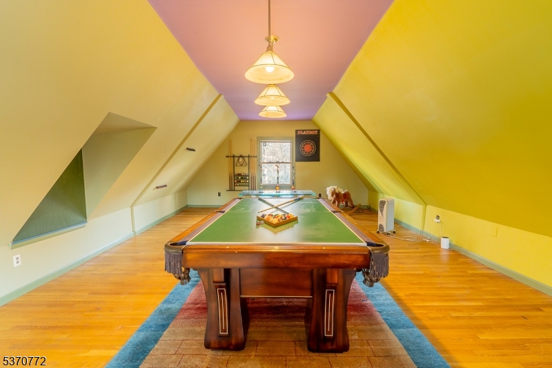 Montrose - Residential