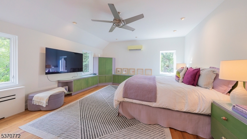 Montrose - Residential