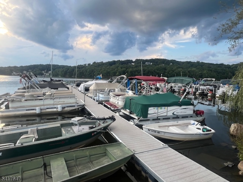 White Meadow Lake - Residential