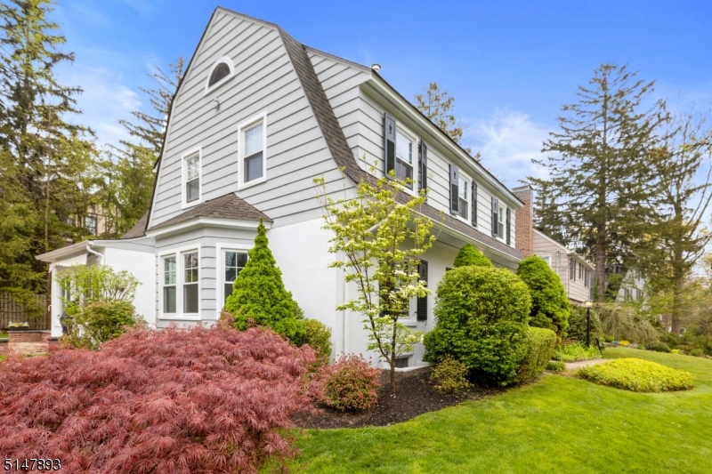 Knollwood - Residential