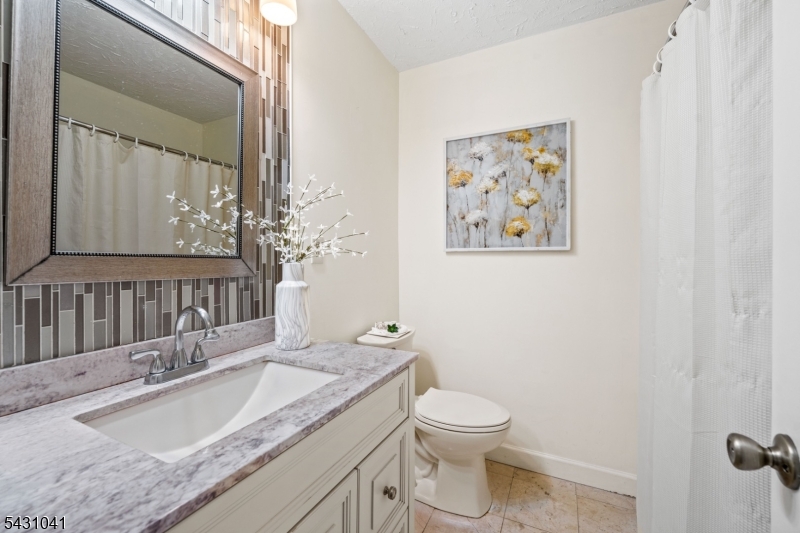 Brookside Sqaure - Residential