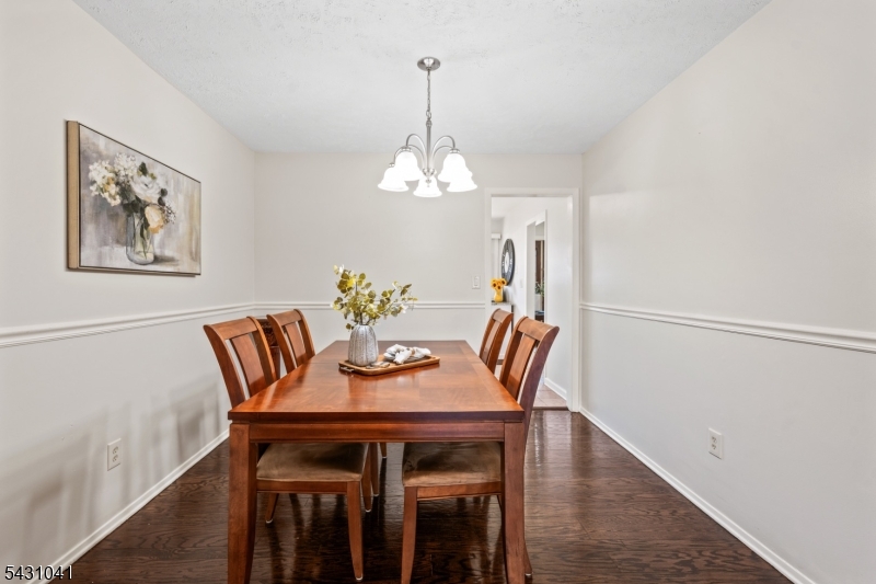 Brookside Sqaure - Residential