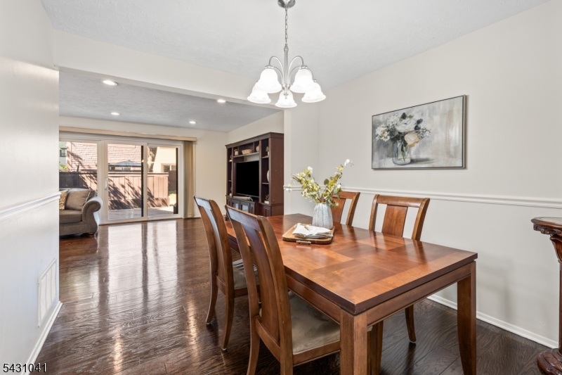 Brookside Sqaure - Residential