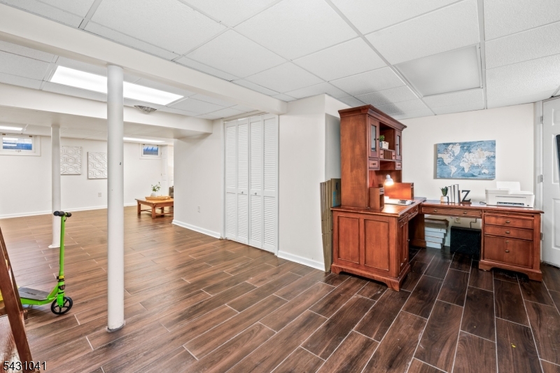 Brookside Sqaure - Residential