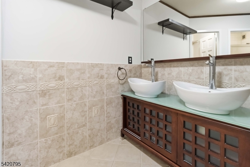 Claridge House II - Residential