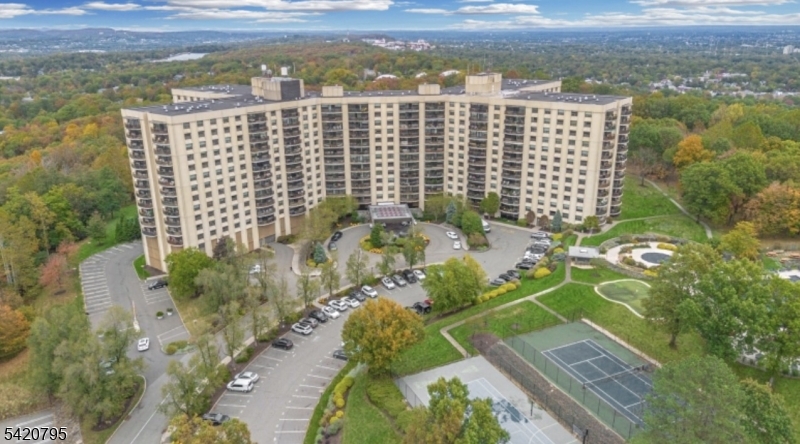 Claridge House II - Residential