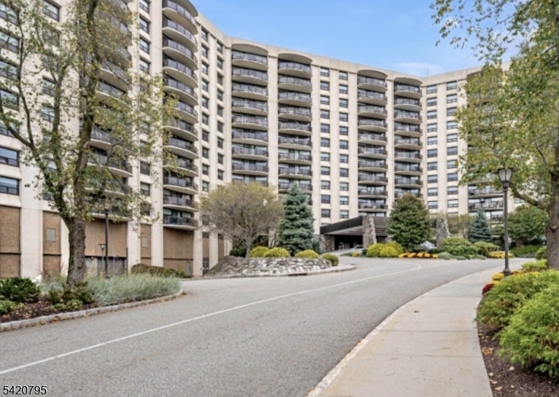 Claridge House II - Residential