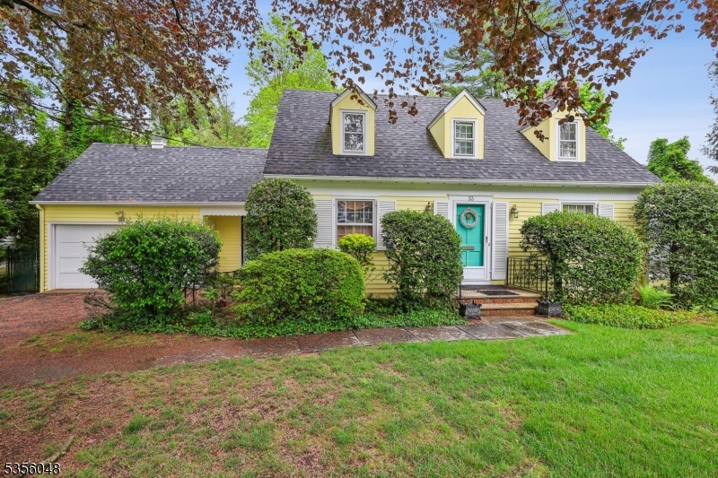 53 Sunset Dr