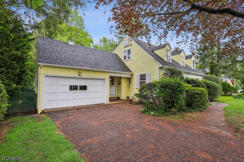53 Sunset Dr