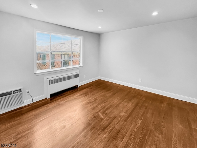 TROY HILLS OF SPRINGFIELD - Residential