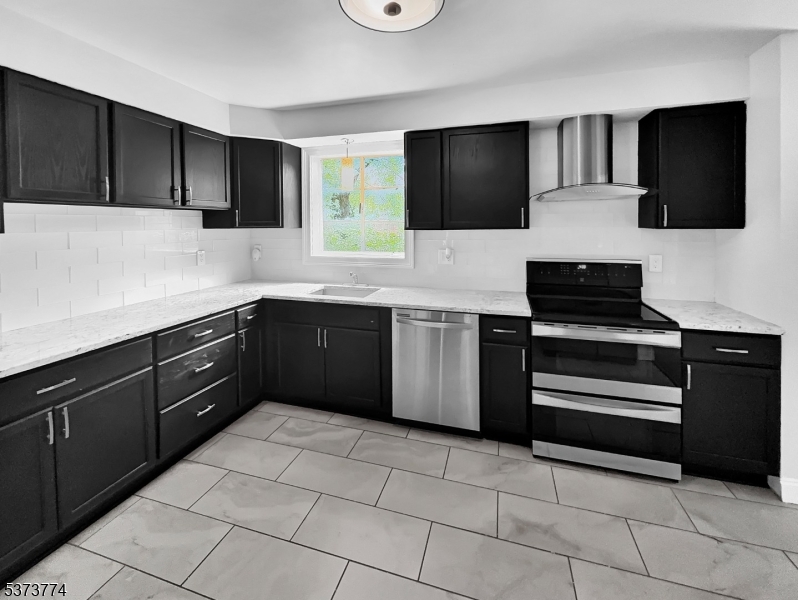 TROY HILLS OF SPRINGFIELD - Residential