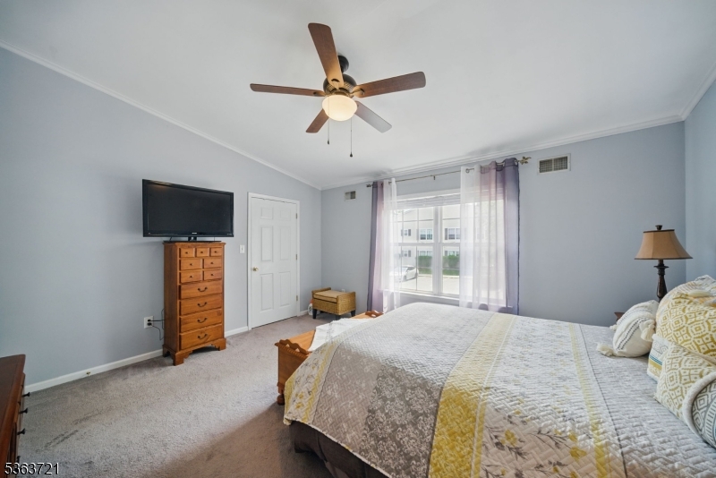 Seasons Glen - Residential