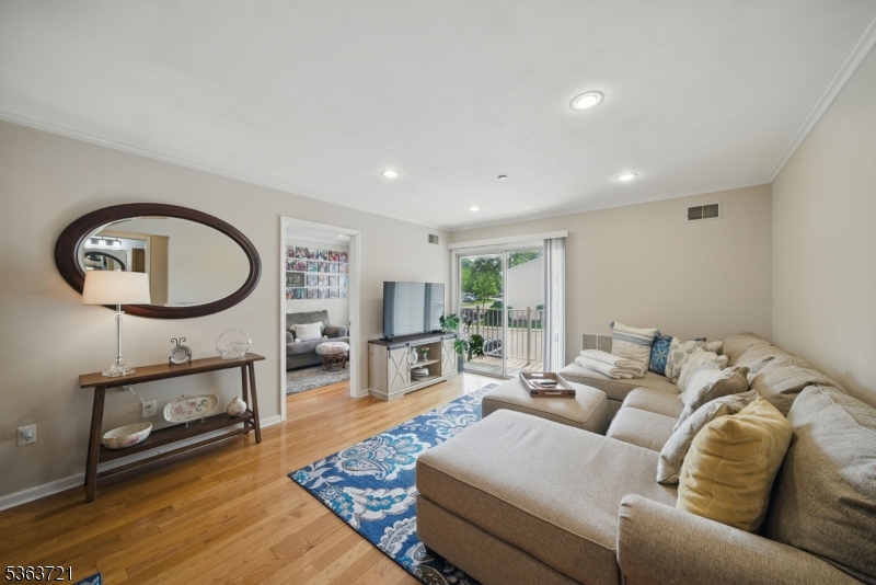 Seasons Glen - Residential