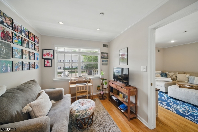 Seasons Glen - Residential