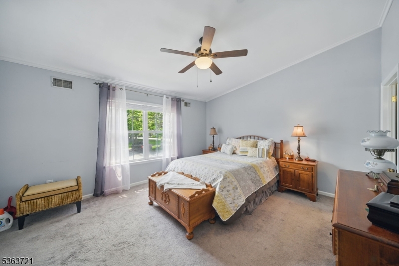 Seasons Glen - Residential