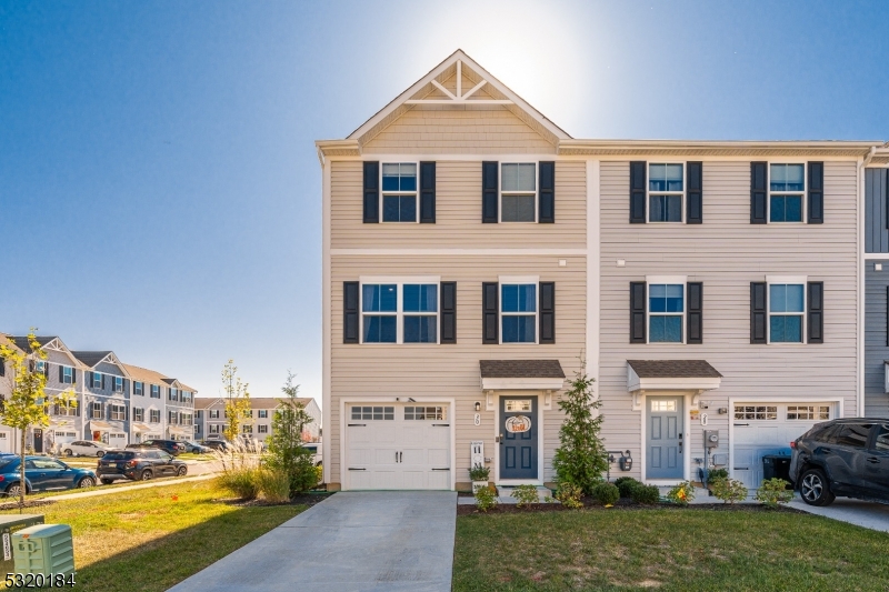 Eagle Chase - Residential