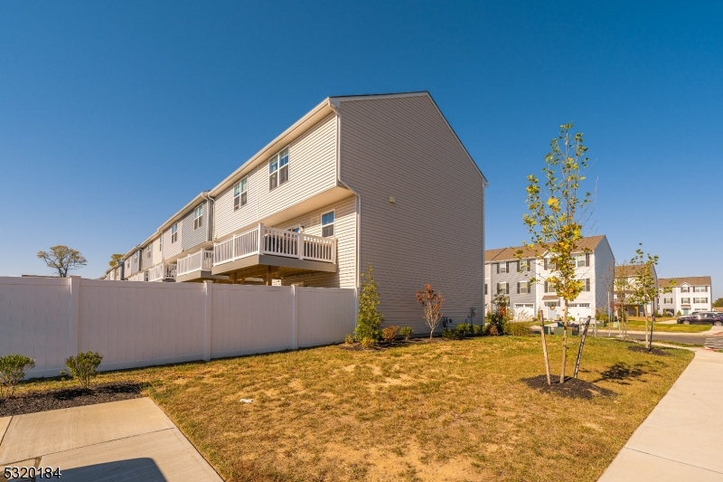 Eagle Chase - Residential