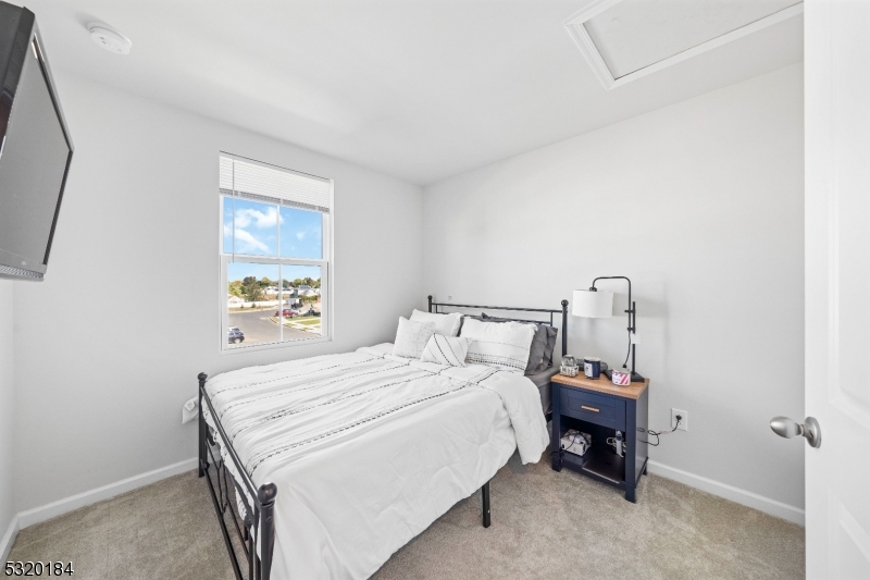 Eagle Chase - Residential