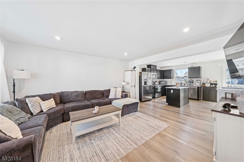 Eagle Chase - Residential