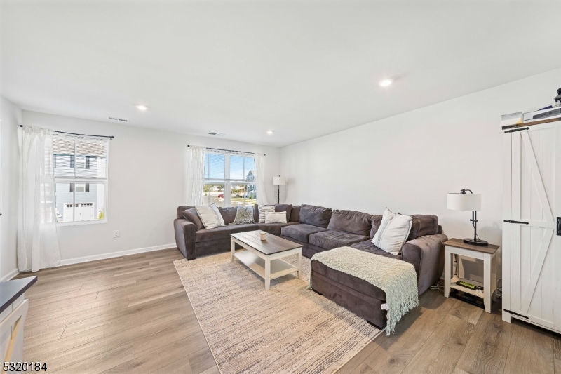 Eagle Chase - Residential