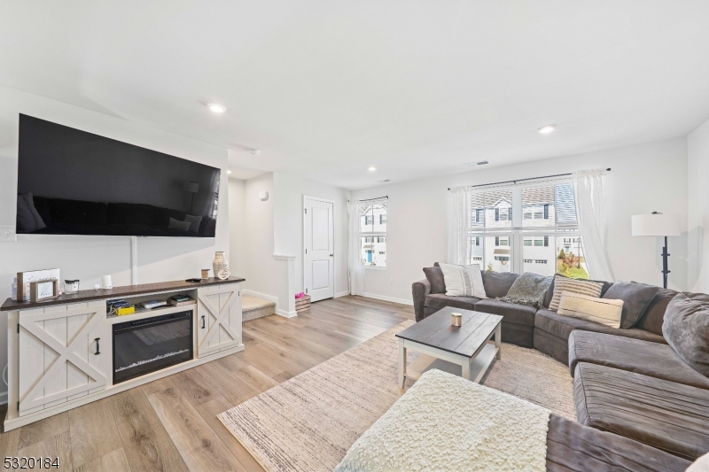 Eagle Chase - Residential