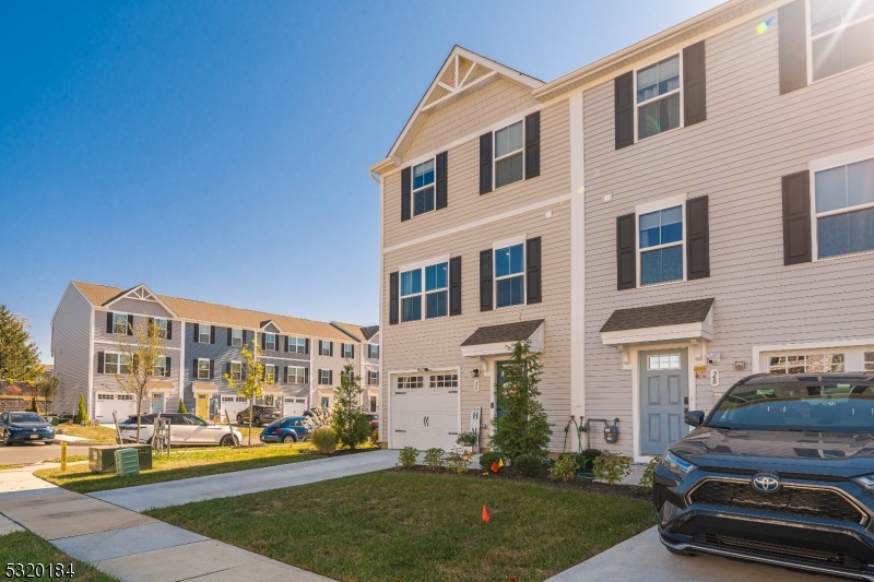 Eagle Chase - Residential