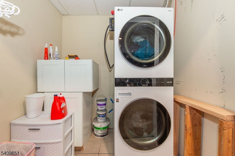 Lake Winona - Residential