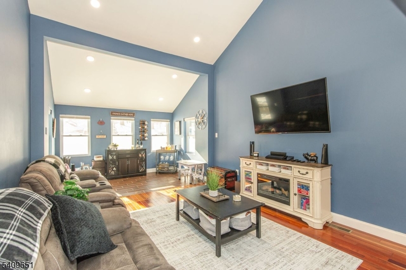 Lake Winona - Residential