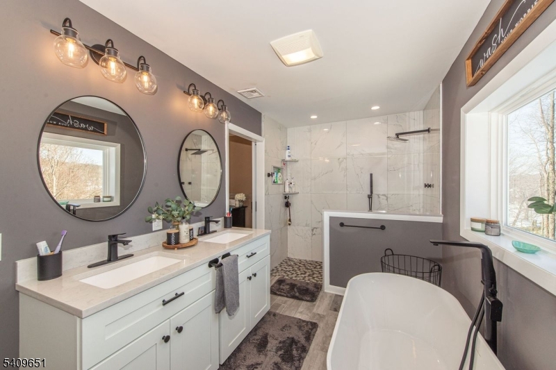 Lake Winona - Residential