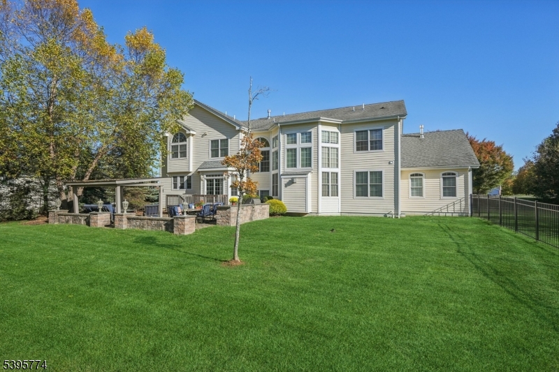 Estates at Hilltop - Residential