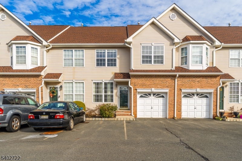 COUNTRYSIDE - Residential